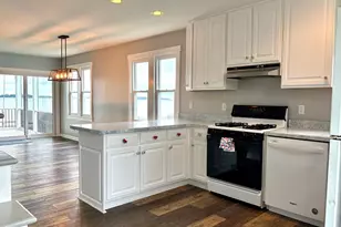 2513 Barrison Point Rd, Essex, MD 21221 - Photo 3