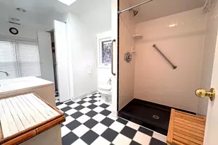 2513 Barrison Point Rd, Essex, MD 21221 - Photo 25