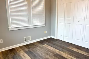 2513 Barrison Point Rd, Essex, MD 21221 - Photo 15
