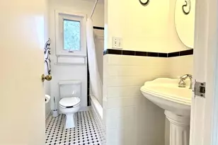 2513 Barrison Point Rd, Essex, MD 21221 - Photo 9