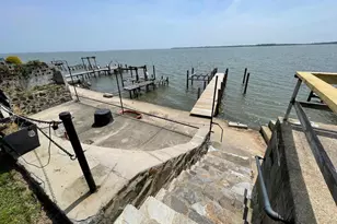 2513 Barrison Point Rd, Essex, MD 21221 - Photo 37