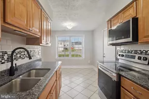 9321 Seven Courts Dr, Baltimore, MD 21236 - Photo 11