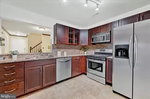 2 Tyler Falls Ct, Baltimore, MD 21209 - Photo 7