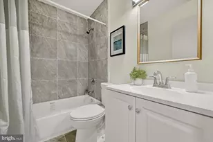 37 Pickburn Ct, Cockeysville, MD 21030 - Photo 25