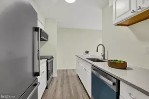 37 Pickburn Ct, Cockeysville, MD 21030 - Photo 13