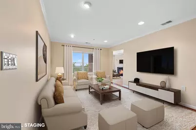 12240 Roundwood Road #704, Lutherville Timonium, MD 21093 - Photo 5