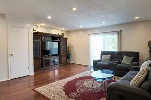16 Powhurst Ct, Baltimore, MD 21236 - Photo 5