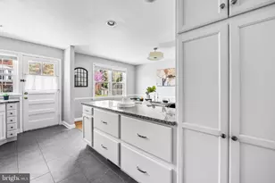 7049 Heathfield Rd, Baltimore, MD 21212 - Photo 11