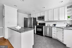 7049 Heathfield Rd, Baltimore, MD 21212 - Photo 13