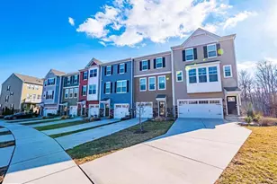 7315 Martin Farm Cir, Rosedale, MD 21237 - Photo 3