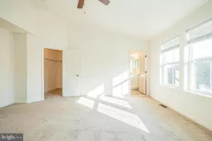 7315 Martin Farm Cir, Rosedale, MD 21237 - Photo 19