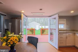 2519 Sycamore Ave, Baltimore, MD 21219 - Photo 9