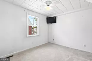 2426 Plainfield Rd, Baltimore, MD 21222 - Photo 17