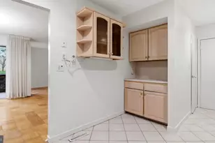29 Stonehenge Cir, Baltimore, MD 21208 - Photo 17