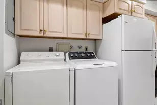 29 Stonehenge Cir, Baltimore, MD 21208 - Photo 37