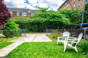 831 Bosley Ave, Baltimore, MD 21204 - Photo 23