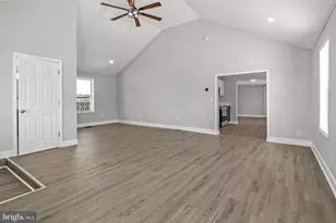 315 Riverside Dr, Essex, MD 21221 - Photo 3