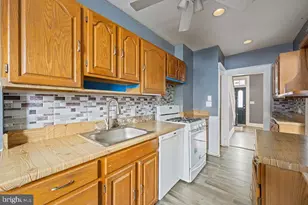 131 Ventnor Terrace, Dundalk, MD 21222 - Photo 17