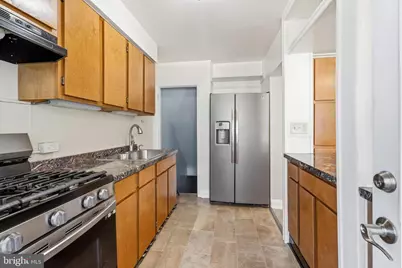 606 Middlesex Road, Essex, MD 21221 - Photo 9