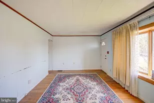 5630 Oakland Rd, Baltimore, MD 21227 - Photo 3