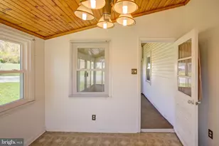 5630 Oakland Rd, Baltimore, MD 21227 - Photo 13