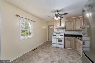 905 Lindellen Ave, Reisterstown, MD 21136 - Photo 11