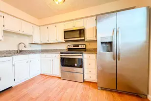 11 Strand Ct, Owings Mills, MD 21117 - Photo 11