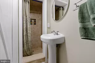 142 Regester Ave, Baltimore, MD 21212 - Photo 31