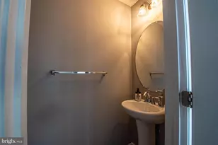8515 Stansbury Lake Dr, Baltimore, MD 21222 - Photo 29