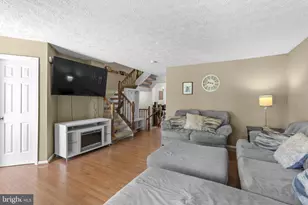 8247 Berryfield Dr, Baltimore, MD 21236 - Photo 7