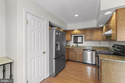 8247 Berryfield Drive, Baltimore, MD 21236 - Photo 9