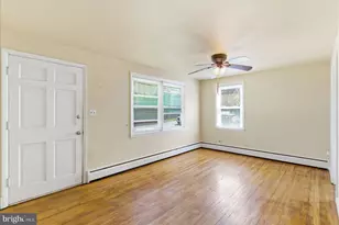 9804 Monroe St, Cockeysville, MD 21030 - Photo 5