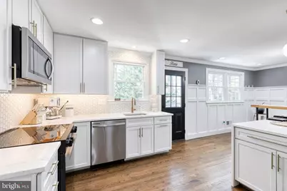 905 E Seminary Avenue, Towson, MD 21286 - Photo 17