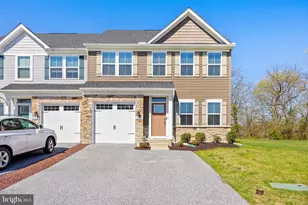 500 Turnstone Ct, Essex, MD 21221 - Photo 1