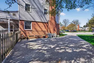 7000 Stoneleigh Ct, Baltimore, MD 21212 - Photo 33