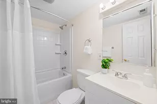 6045 Falls Rd, Baltimore, MD 21209 - Photo 21