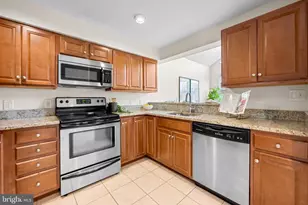 6045 Falls Rd, Baltimore, MD 21209 - Photo 7