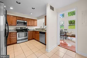6045 Falls Rd, Baltimore, MD 21209 - Photo 5