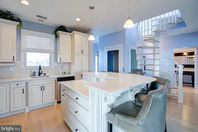 2811 Bay Drive, Sparrows Point, MD 21219 - Photo 11