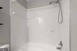 5827 Richardson Mews Square, Halethorpe, MD 21227 - Photo 23