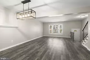 5827 Richardson Mews Square, Halethorpe, MD 21227 - Photo 11