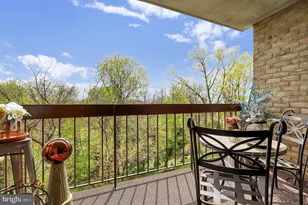 1 Summit Hill Ct, Catonsville, MD 21228 - Photo 5