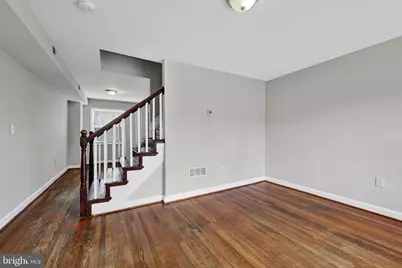 956 Middlesex Road, Essex, MD 21221 - Photo 3