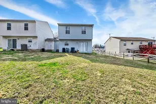 6681 Spring Mill Cir, Baltimore, MD 21207 - Photo 23