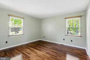 6807 Upper Mills Cir, Baltimore, MD 21228 - Photo 15