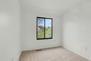 143 Bourbon Ct, Parkville, MD 21234 - Photo 15