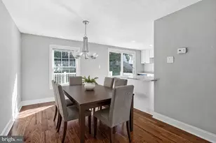 8 Randolph Springs Ct, Baltimore, MD 21228 - Photo 3