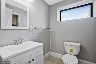 8 Randolph Springs Ct, Baltimore, MD 21228 - Photo 11