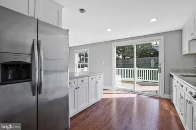 8 Randolph Springs Court, Baltimore, MD 21228 - Photo 5