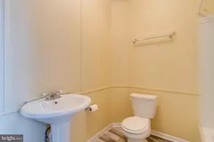 8421 Old Harford, Parkville, MD 21234 - Photo 19